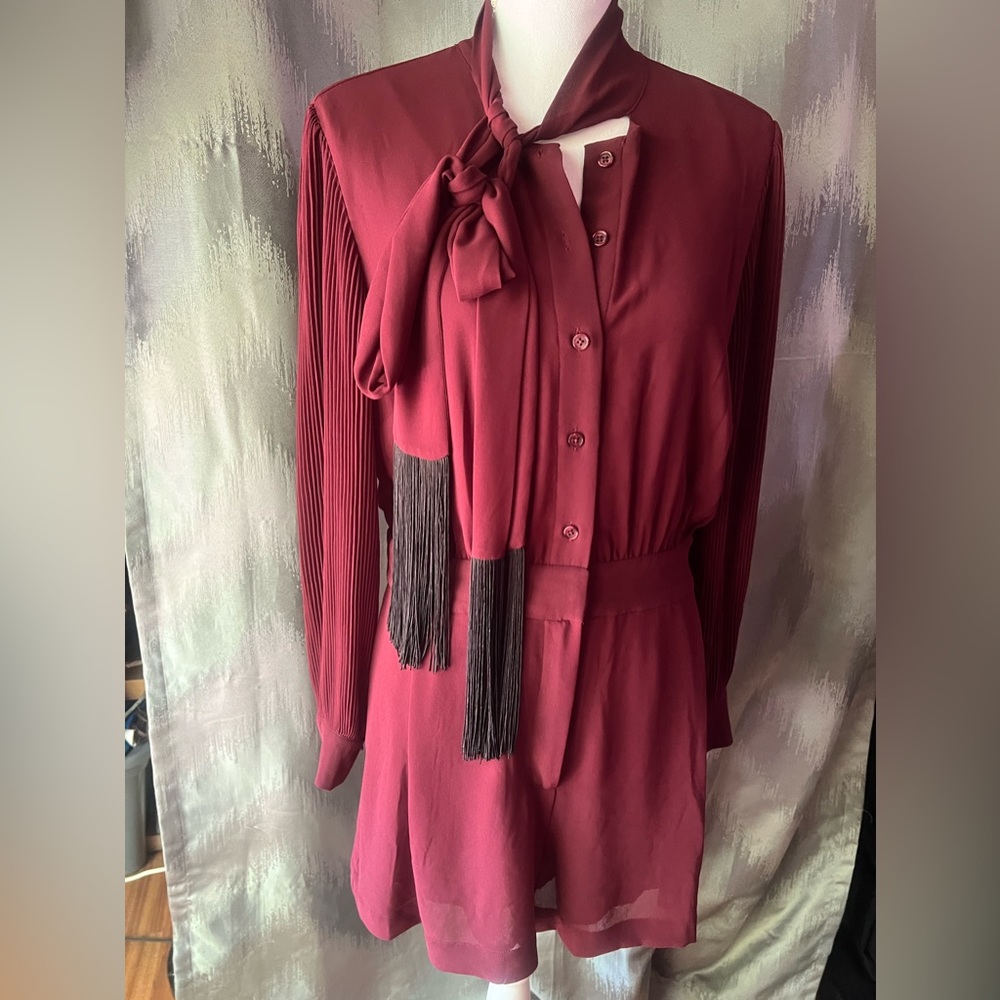 Michael Kors Beautiful burgundy color jumpsuit with cute design. Very cute S10 - Picture 10 of 14